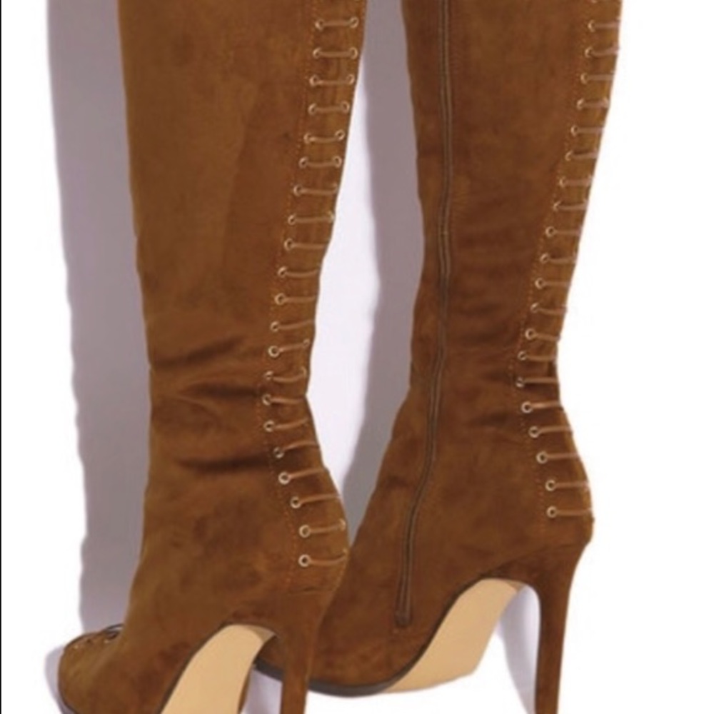 Brand New Cognac Boots 👢👢